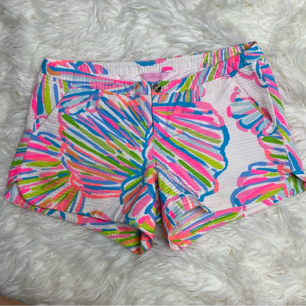 Lilly Pulitzer white colorful seashell shorts size 4